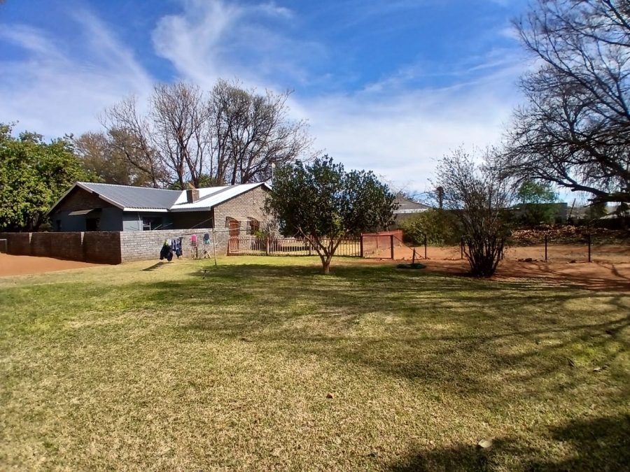 4 Bedroom Property for Sale in Kuruman Northern Cape